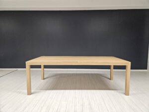 sointu ruokapöytä